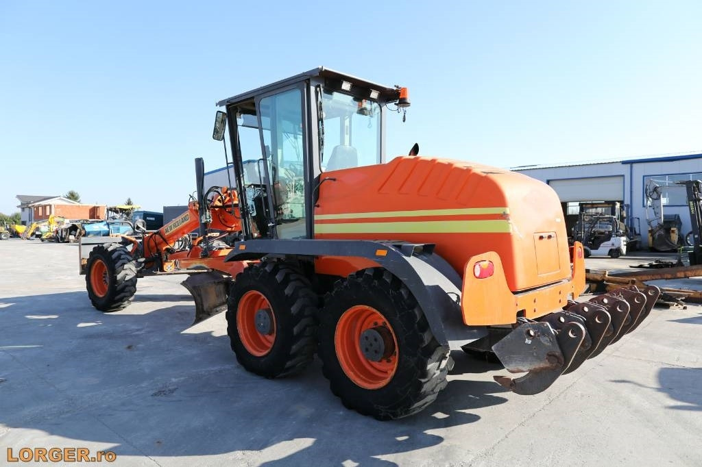 New Holland F 156.6 A with 3D GPS System - Grader: foto 3 New Holland F 156.6 A with 3D GPS System - Grader: foto 3