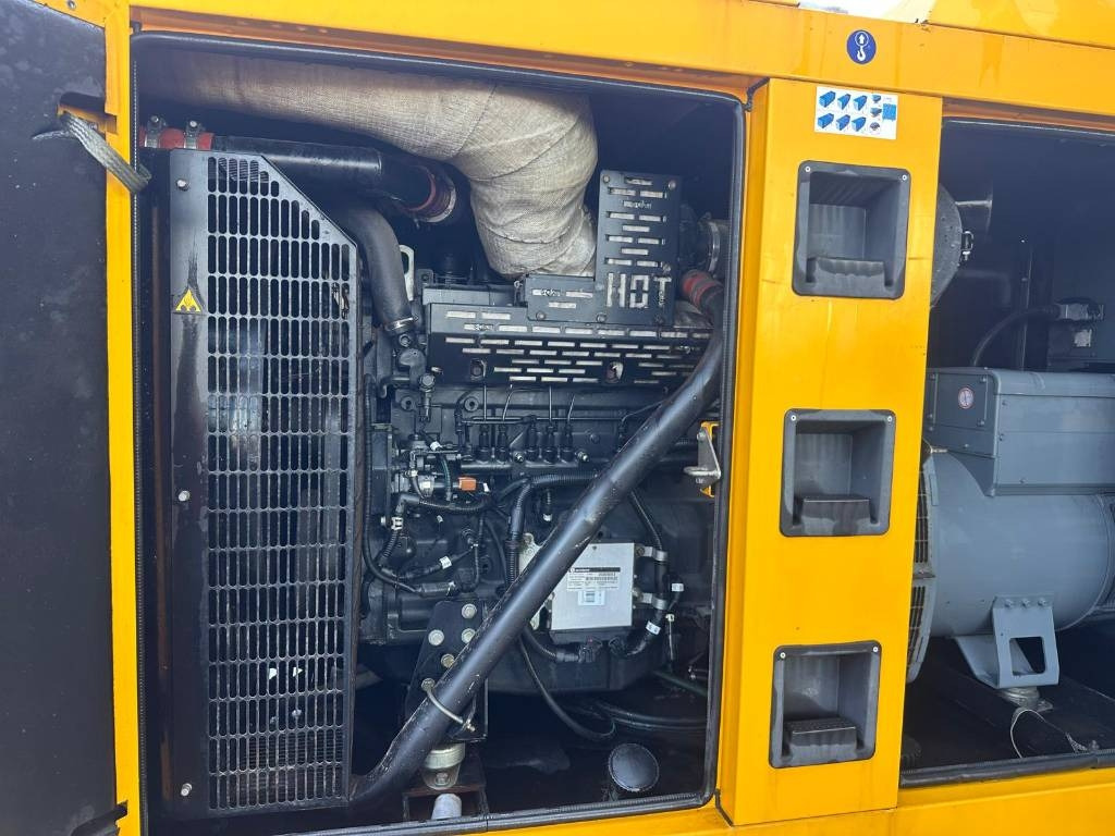 Sdmo R165 C3 - Generador industriale: foto 5 Sdmo R165 C3 - Generador industriale: foto 5