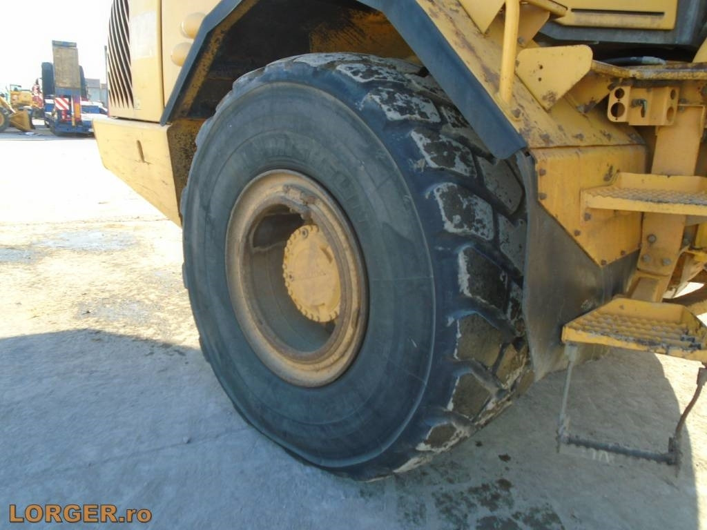 Dúmper articulado Volvo A 30 D: foto 10