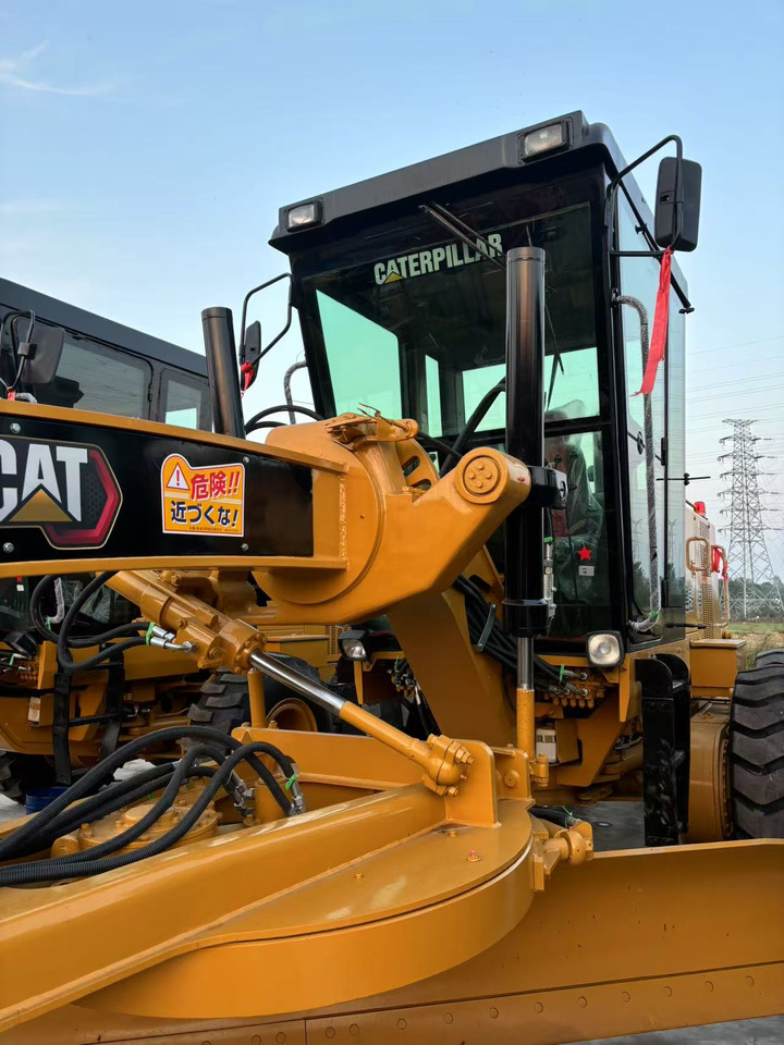 CATERPILLAR 140K - Maquinaria de construcción: foto 2 CATERPILLAR 140K - Maquinaria de construcción: foto 2