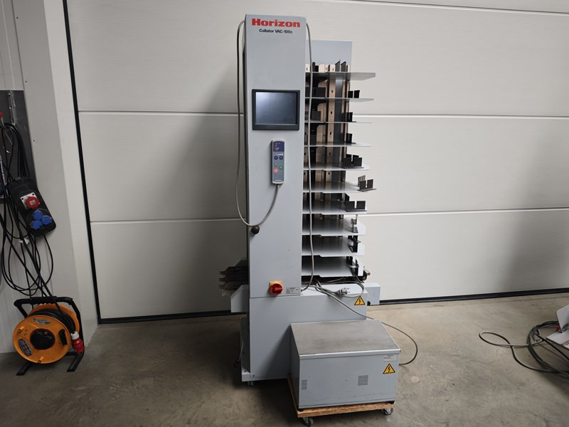 Horizon VAC-100 c | collator | 10 stations | 2008 | 33.2 mio - Máquina de impresión: foto 1 Horizon VAC-100 c | collator | 10 stations | 2008 | 33.2 mio - Máquina de impresión: foto 1