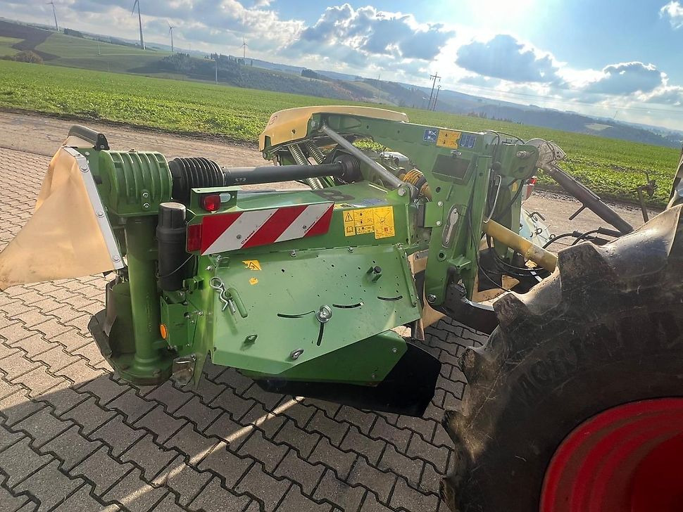 J.Reiff Sarl
Herr Stefan Neukirch - 77 Z.I in den - Segadora: foto 3 J.Reiff Sarl
Herr Stefan Neukirch - 77 Z.I in den - Segadora: foto 3