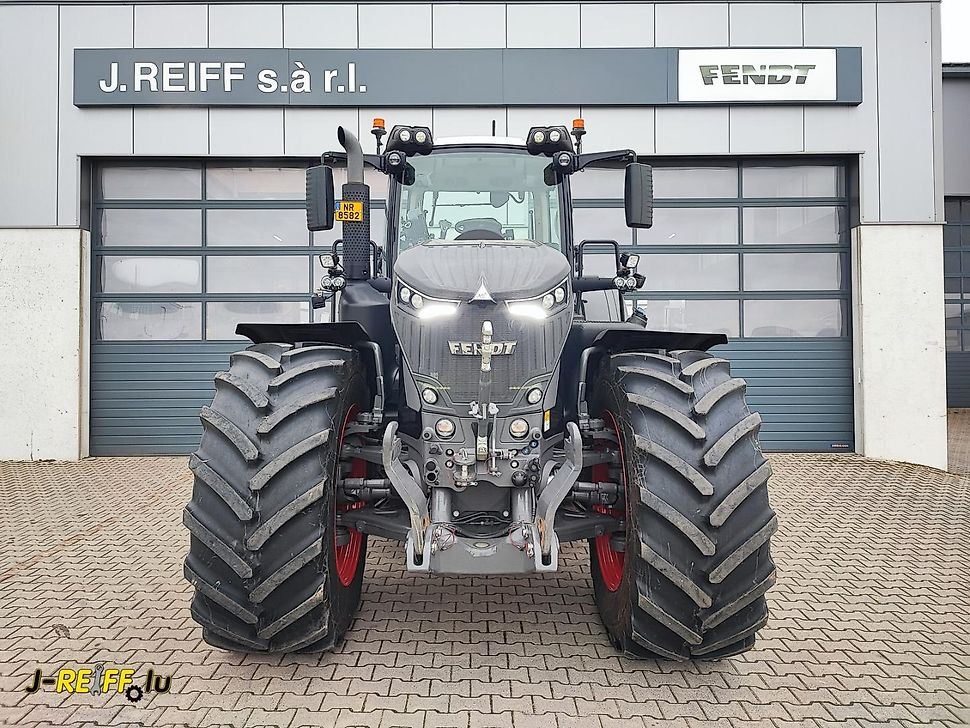 J.Reiff Sarl
Herr Stefan Neukirch - 77 Z.I in den - Tractor: foto 2 J.Reiff Sarl
Herr Stefan Neukirch - 77 Z.I in den - Tractor: foto 2