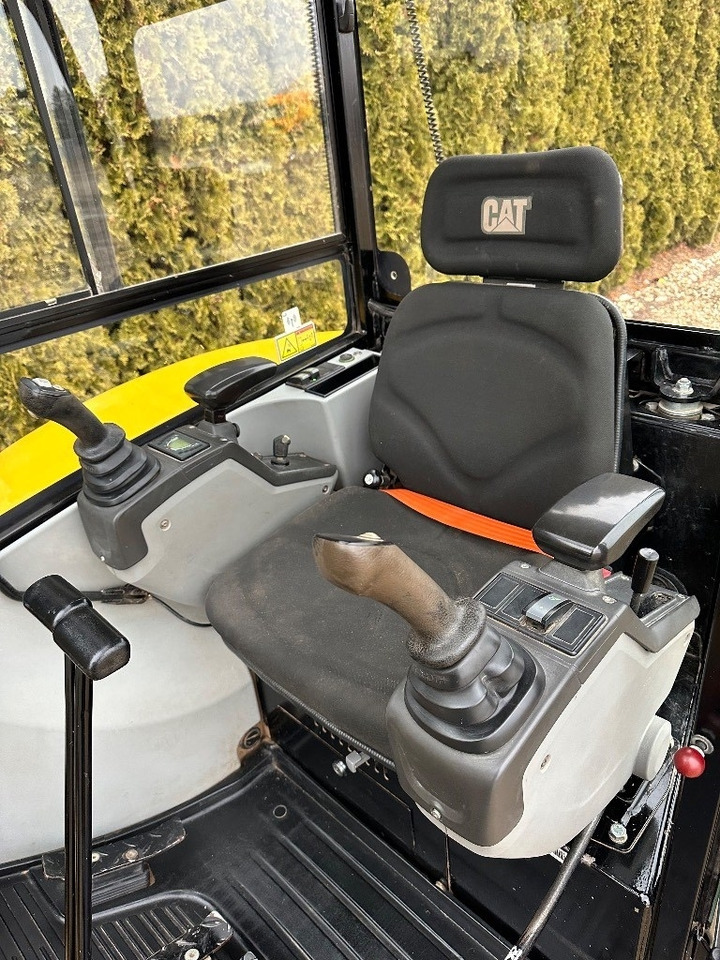 Miniexcavadora CAT 302.7 D CR: foto 22