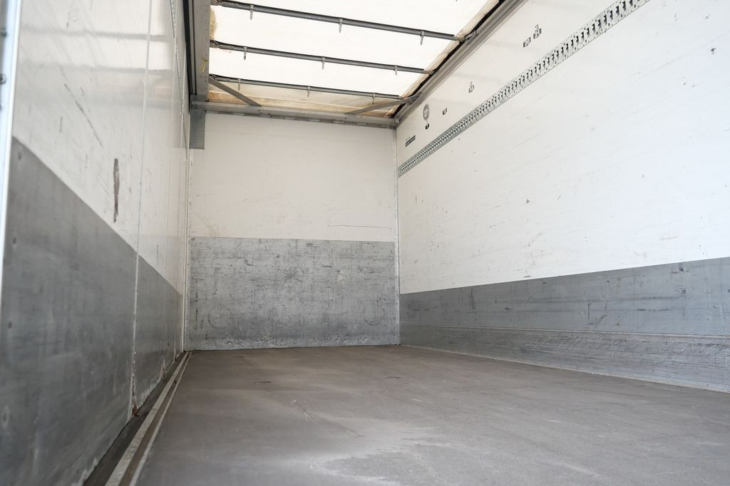 Semirremolque caja cerrada EKERI T3-A /  SEITLICHE TÜREN /FALTWAND EDSCHA !: foto 15