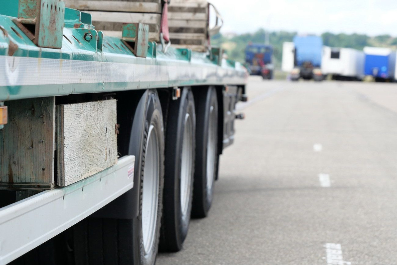 Semirremolque góndola rebajadas SP32 -G39 MEGA/JUMBO/LIFT/ CONTAINER /FELLECHNER: foto 28 Semirremolque góndola rebajadas SP32 -G39 MEGA/JUMBO/LIFT/ CONTAINER /FELLECHNER: foto 28