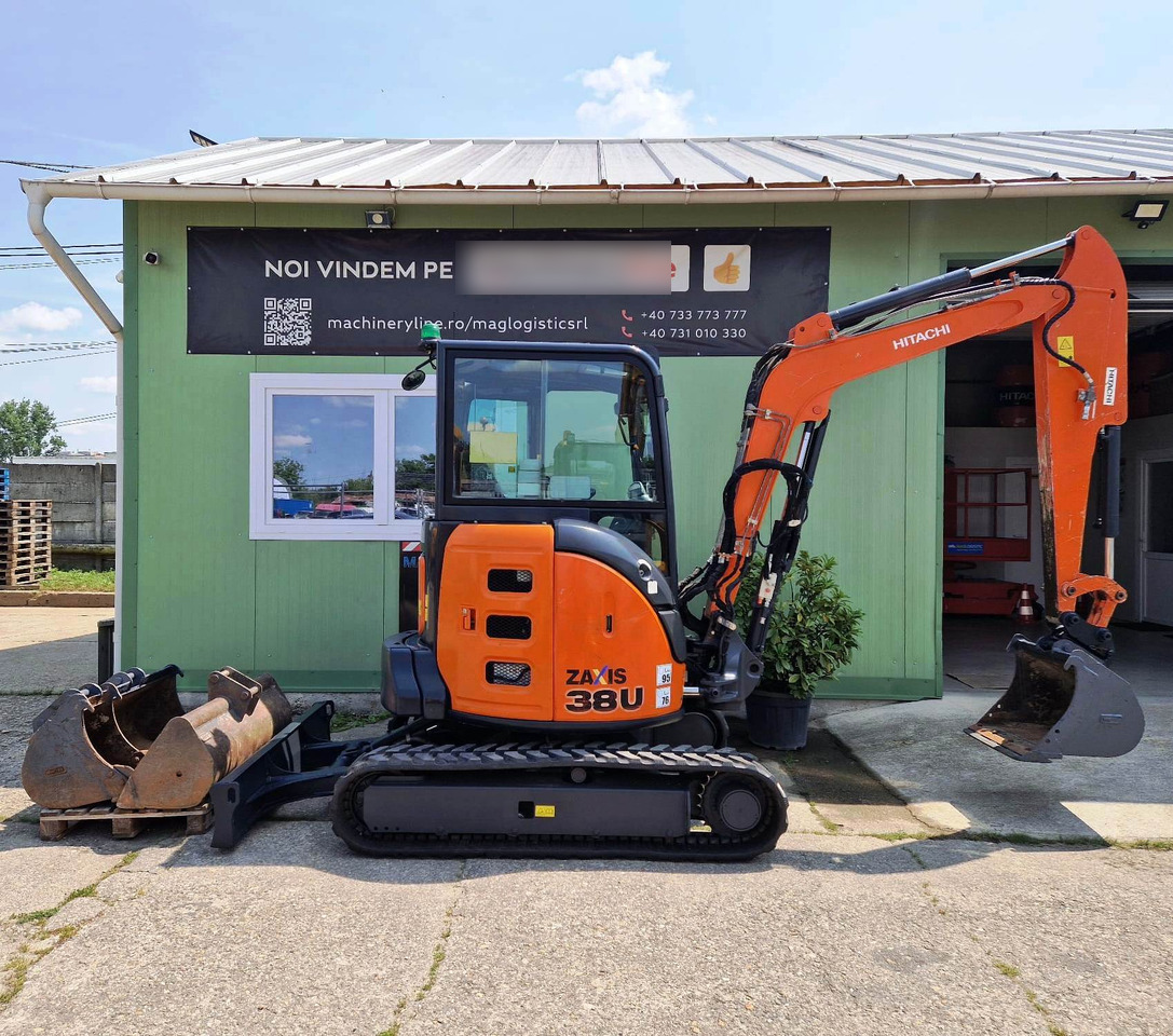 HITACHI ZX38 U-5A - Miniexcavadora: foto 2 HITACHI ZX38 U-5A - Miniexcavadora: foto 2
