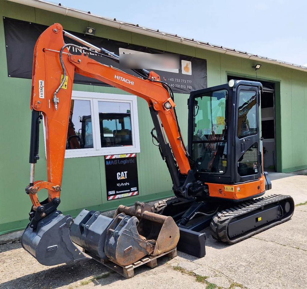 HITACHI ZX38 U-5A - Miniexcavadora: foto 3 HITACHI ZX38 U-5A - Miniexcavadora: foto 3