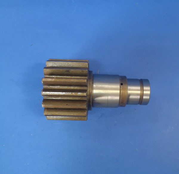 010060A Wałek silnika obrotu Sunward SWE 17, SWE 15 - Reductor de giro para Maquinaria de construcción: foto 2 010060A Wałek silnika obrotu Sunward SWE 17, SWE 15 - Reductor de giro para Maquinaria de construcción: foto 2