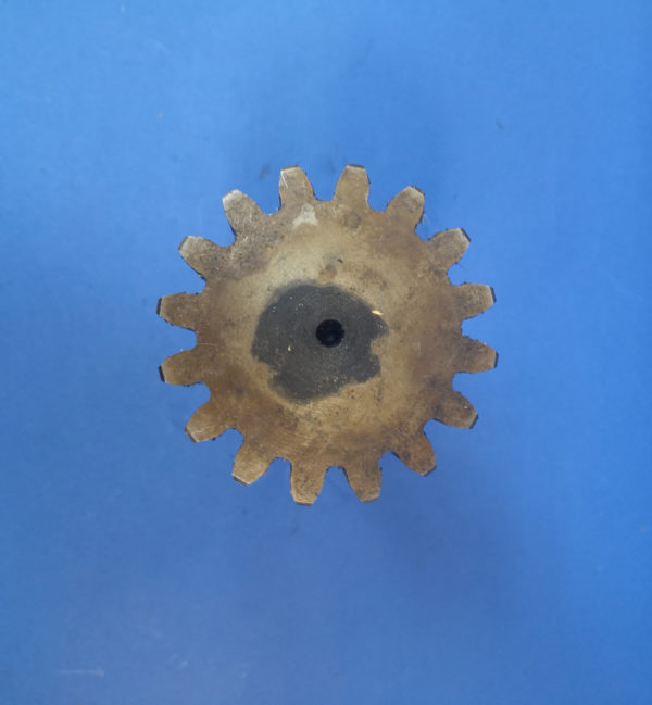 010060A Wałek silnika obrotu Sunward SWE 17, SWE 15 - Reductor de giro para Maquinaria de construcción: foto 4 010060A Wałek silnika obrotu Sunward SWE 17, SWE 15 - Reductor de giro para Maquinaria de construcción: foto 4