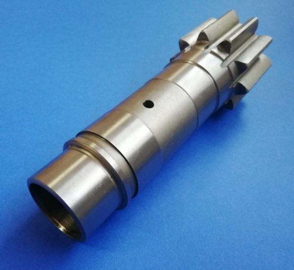 010410A Wałek silnika obrotu Kubota KX61 - Reductor de giro para Maquinaria de construcción: foto 1 010410A Wałek silnika obrotu Kubota KX61 - Reductor de giro para Maquinaria de construcción: foto 1