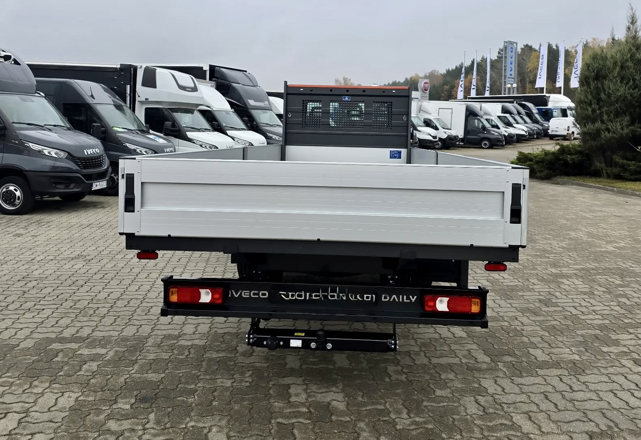 Iveco Daily 50C18 Pritsche 6.1 m - Furgoneta caja abierta: foto 4 Iveco Daily 50C18 Pritsche 6.1 m - Furgoneta caja abierta: foto 4