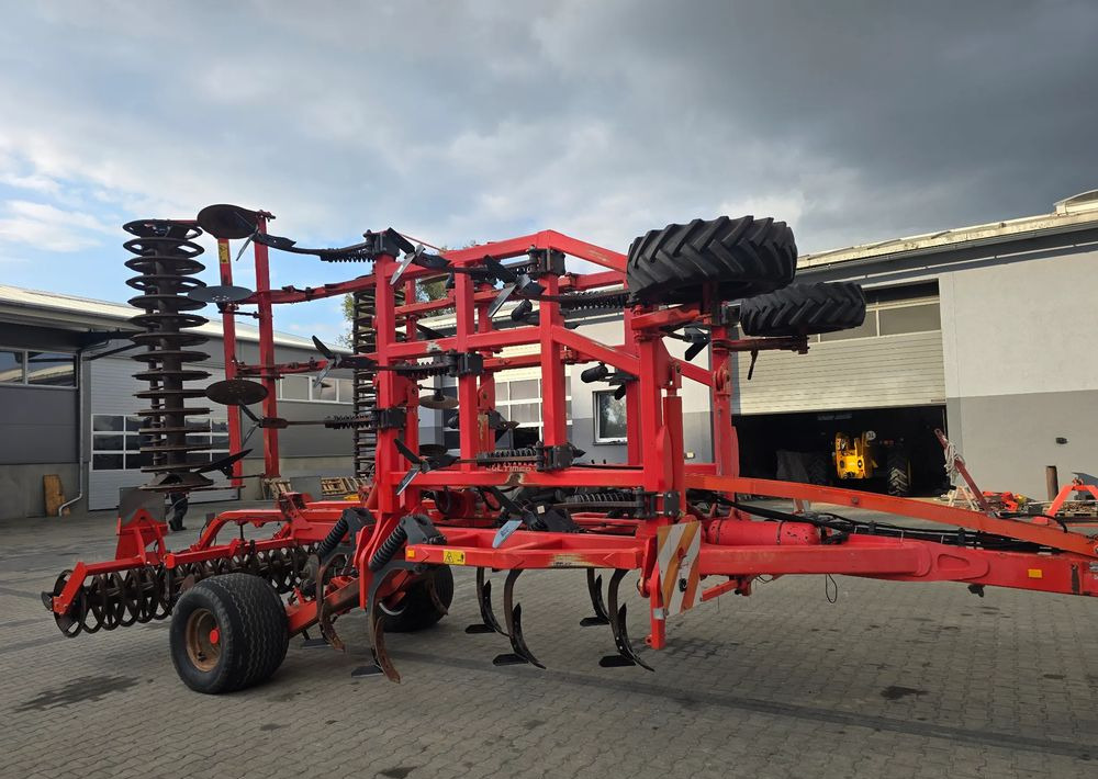 Kuhn Cultimer 6500 - Equipo para trabajo del suelo: foto 1 Kuhn Cultimer 6500 - Equipo para trabajo del suelo: foto 1