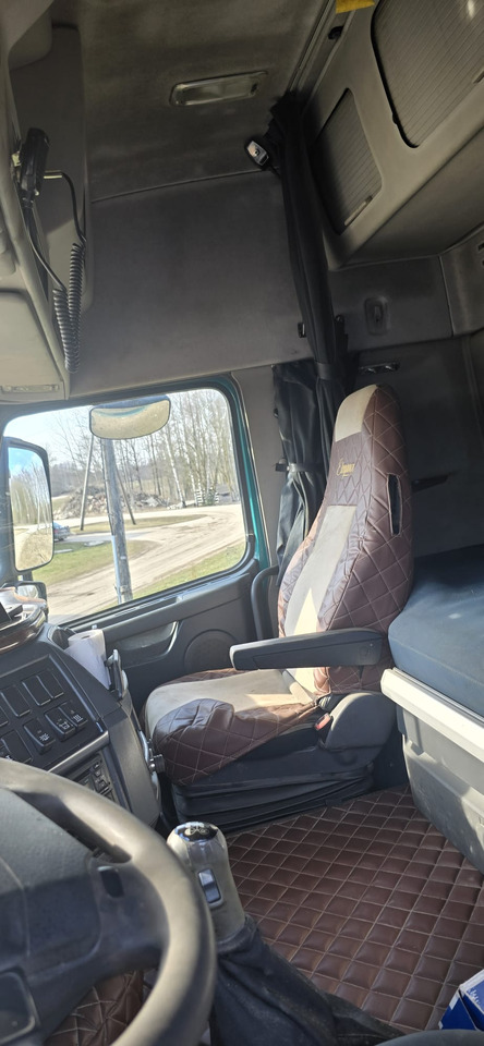 VOLVO FH 460 - Camión forestal: foto 5 VOLVO FH 460 - Camión forestal: foto 5