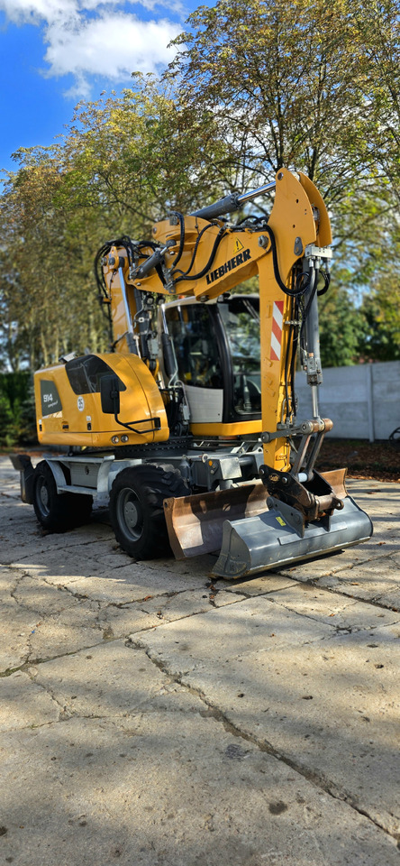 Liebherr A 914 COMPACT - Excavadora de ruedas: foto 1 Liebherr A 914 COMPACT - Excavadora de ruedas: foto 1