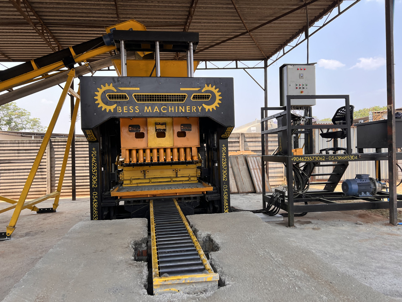 PRS-600 Semi-Automatic Concrete Block Machine - Máquina bloquera: foto 1 PRS-600 Semi-Automatic Concrete Block Machine - Máquina bloquera: foto 1