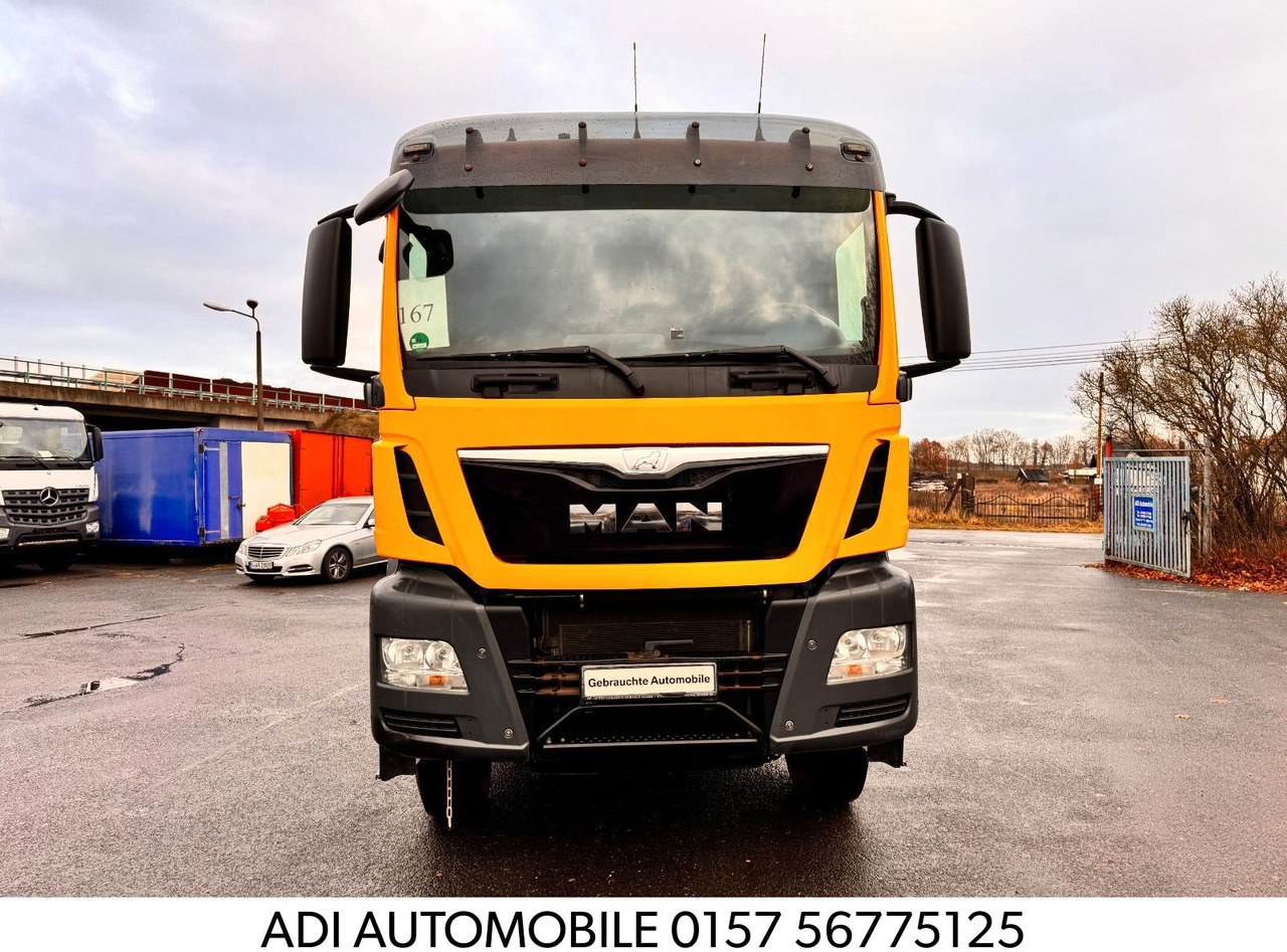 MAN TGS 35.400 4x4 Kipphydraulik - Cabeza tractora: foto 1 MAN TGS 35.400 4x4 Kipphydraulik - Cabeza tractora: foto 1