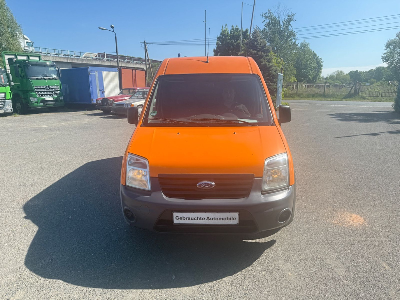 Ford Transit Connect Kasten lang - Furgoneta pequeña: foto 1 Ford Transit Connect Kasten lang - Furgoneta pequeña: foto 1