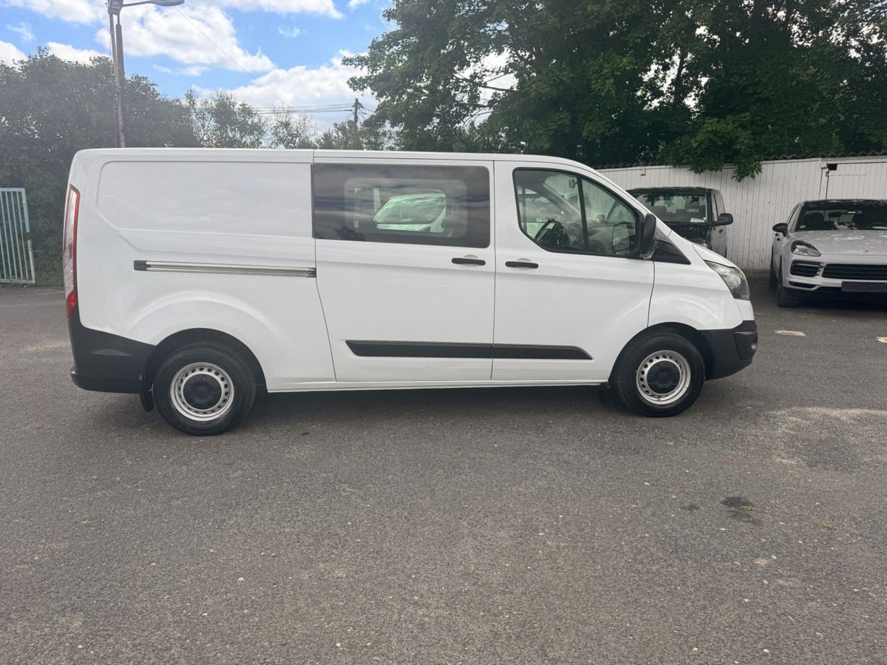 Ford Transit Custom Mixto 6 Sitzplätze - Furgoneta pequeña: foto 5 Ford Transit Custom Mixto 6 Sitzplätze - Furgoneta pequeña: foto 5