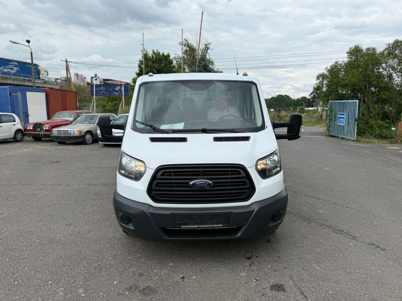 Ford Transit Pritsche 310 L2 Doppelkabine - Furgoneta caja abierta, Furgoneta combi: foto 1 Ford Transit Pritsche 310 L2 Doppelkabine - Furgoneta caja abierta, Furgoneta combi: foto 1