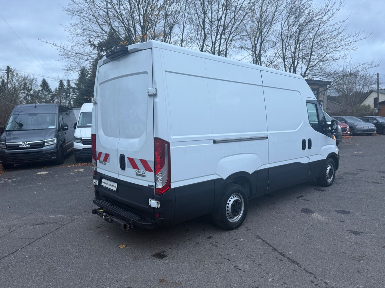 Iveco Daily Kasten HKa 35 S 16 AUTOMATIK - Furgón: foto 3 Iveco Daily Kasten HKa 35 S 16 AUTOMATIK - Furgón: foto 3