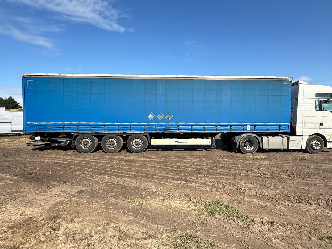 Krone SD mit Faltbare Ladebordwand - Semirremolque lona: foto 3 Krone SD mit Faltbare Ladebordwand - Semirremolque lona: foto 3