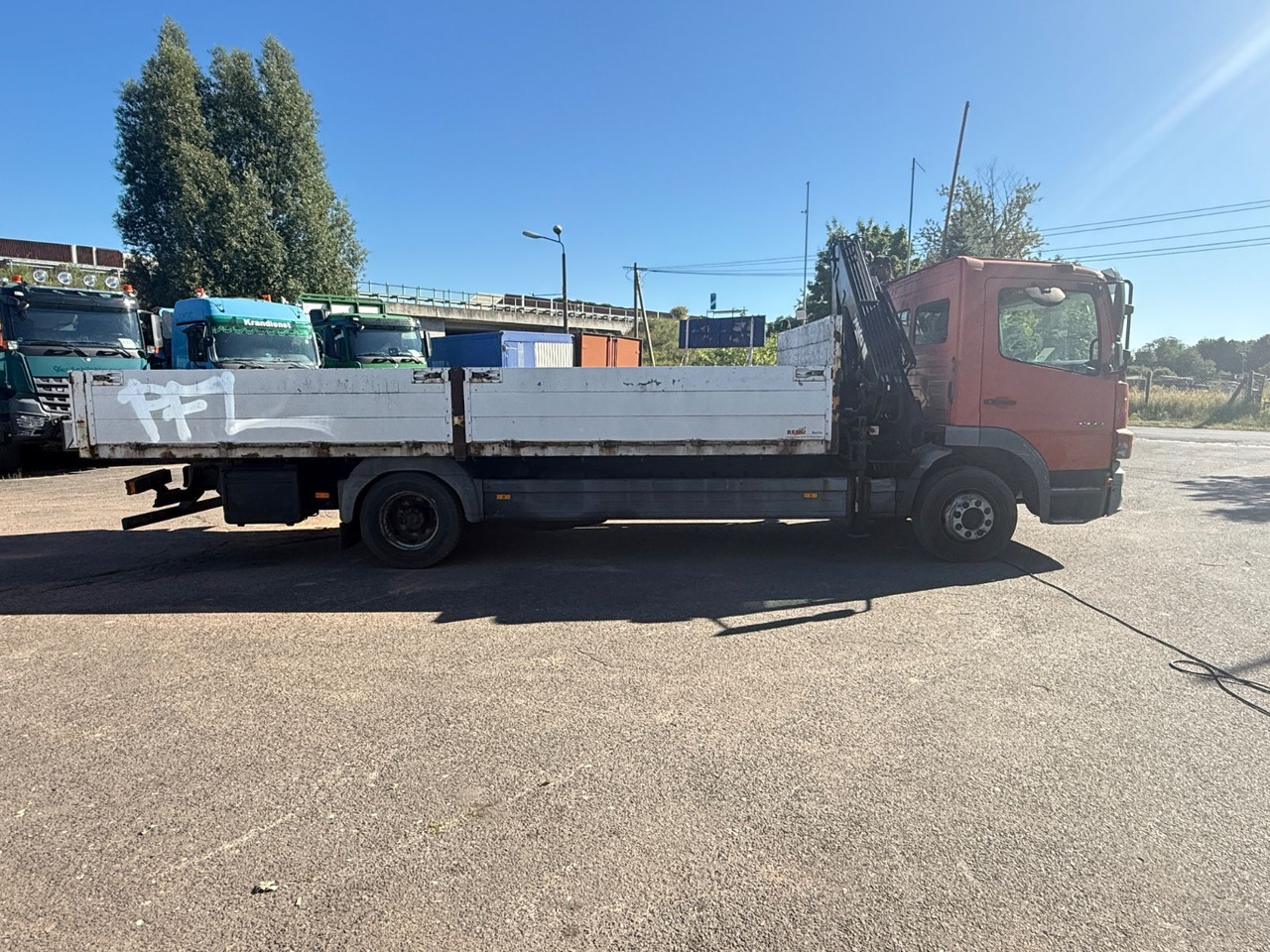 Mercedes-Benz Atego 1223 mit Kran MKG HLK 76 - Camión caja abierta, Camión grúa: foto 5 Mercedes-Benz Atego 1223 mit Kran MKG HLK 76 - Camión caja abierta, Camión grúa: foto 5