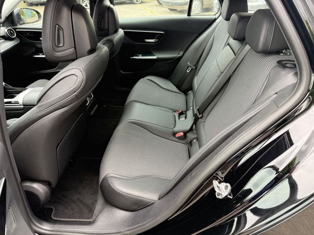 Coche familiar Mercedes-Benz C 220 T d: foto 14 Coche familiar Mercedes-Benz C 220 T d: foto 14