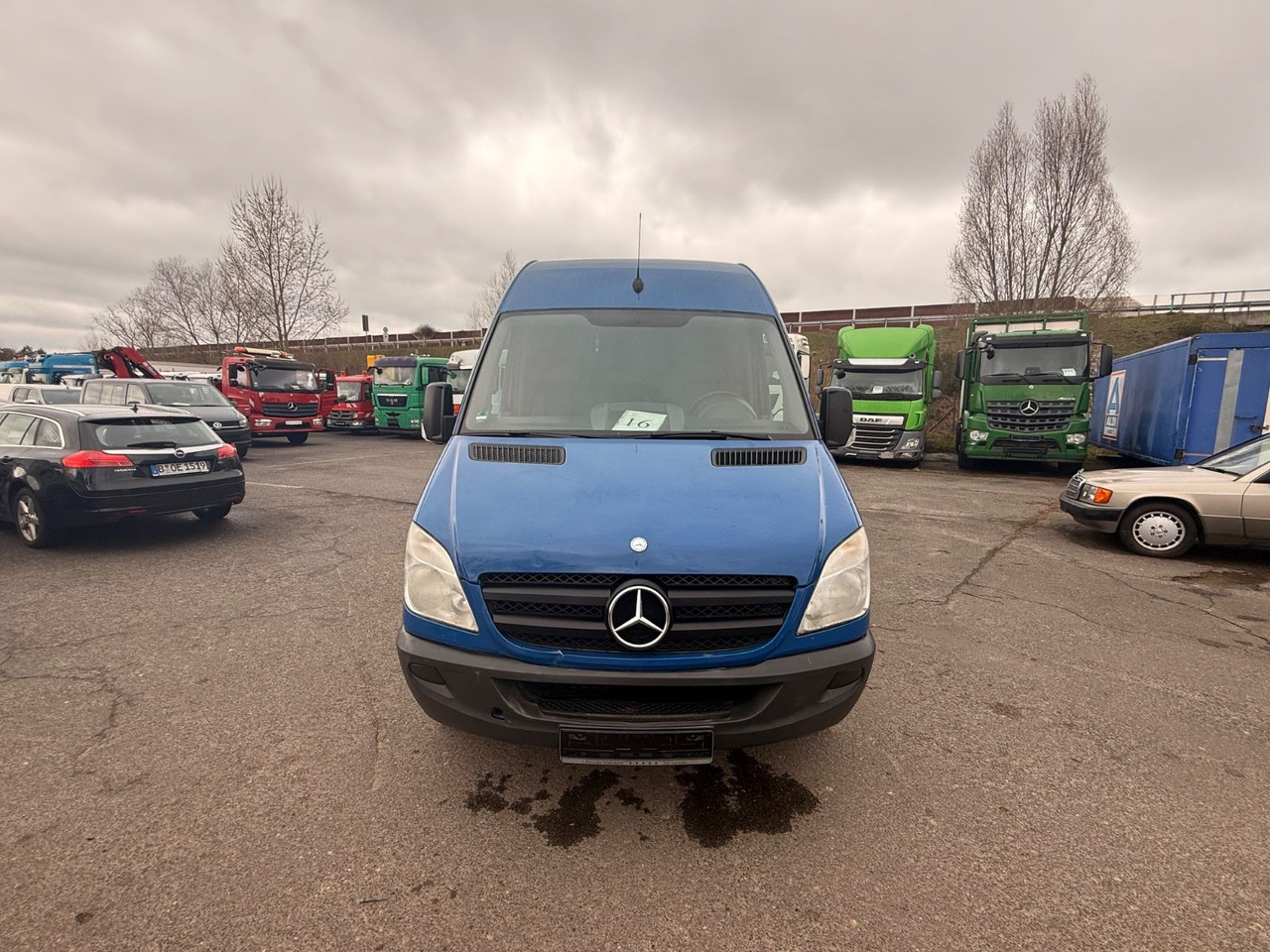 Mercedes-Benz Sprinter II Kasten 313 CDI - Furgón: foto 1 Mercedes-Benz Sprinter II Kasten 313 CDI - Furgón: foto 1