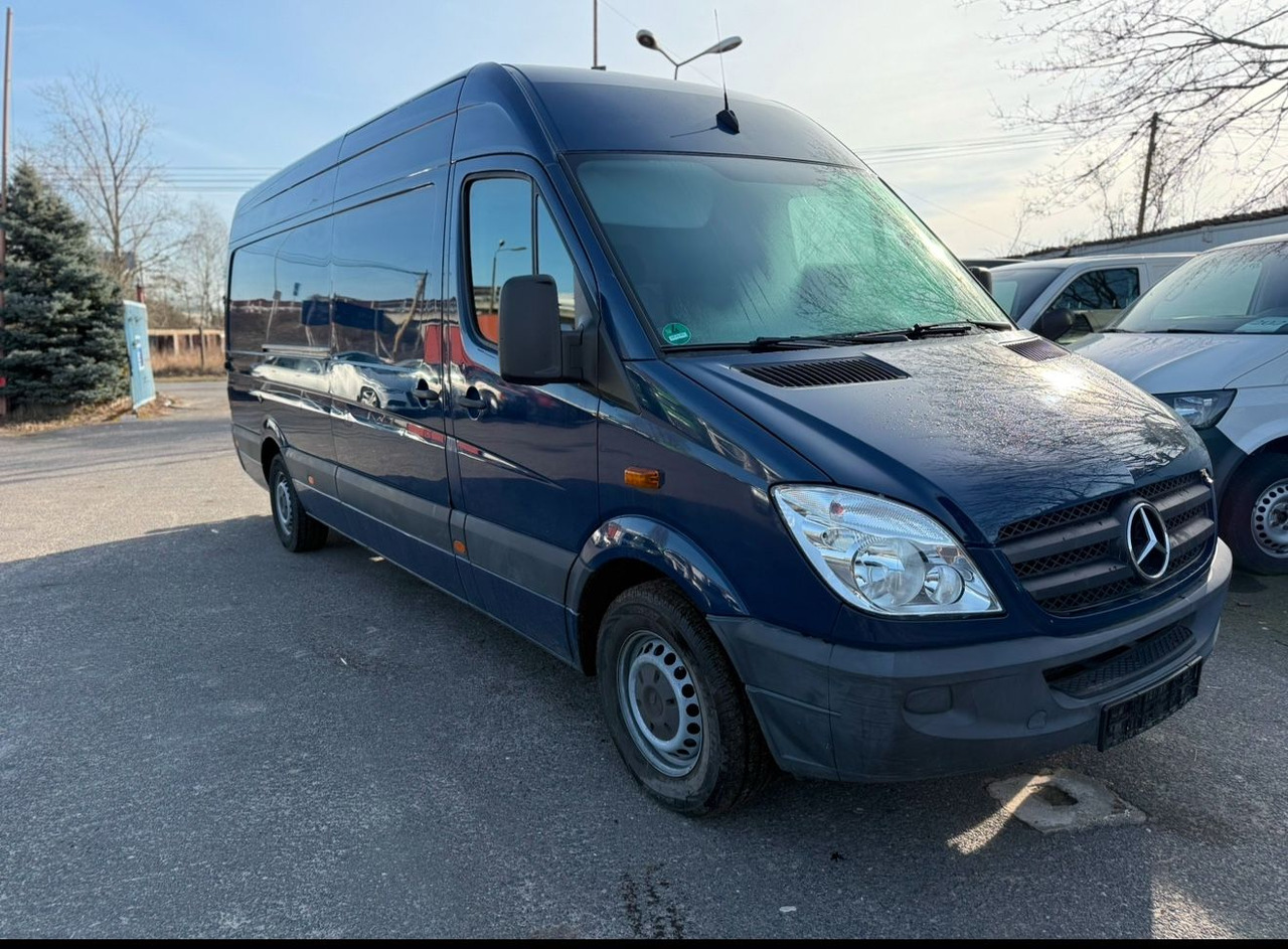 Mercedes-Benz Sprinter Kasten 316 CDI - Furgón: foto 2 Mercedes-Benz Sprinter Kasten 316 CDI - Furgón: foto 2