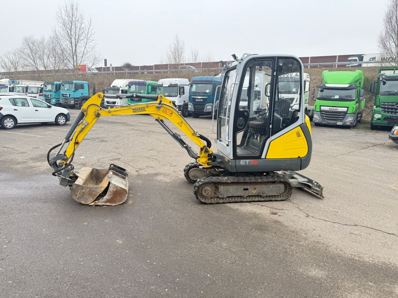 Miniexcavadora Neuson ET 18 2 Grabenlöffel 1 Grabenräumsc. Knikmatik: foto 6