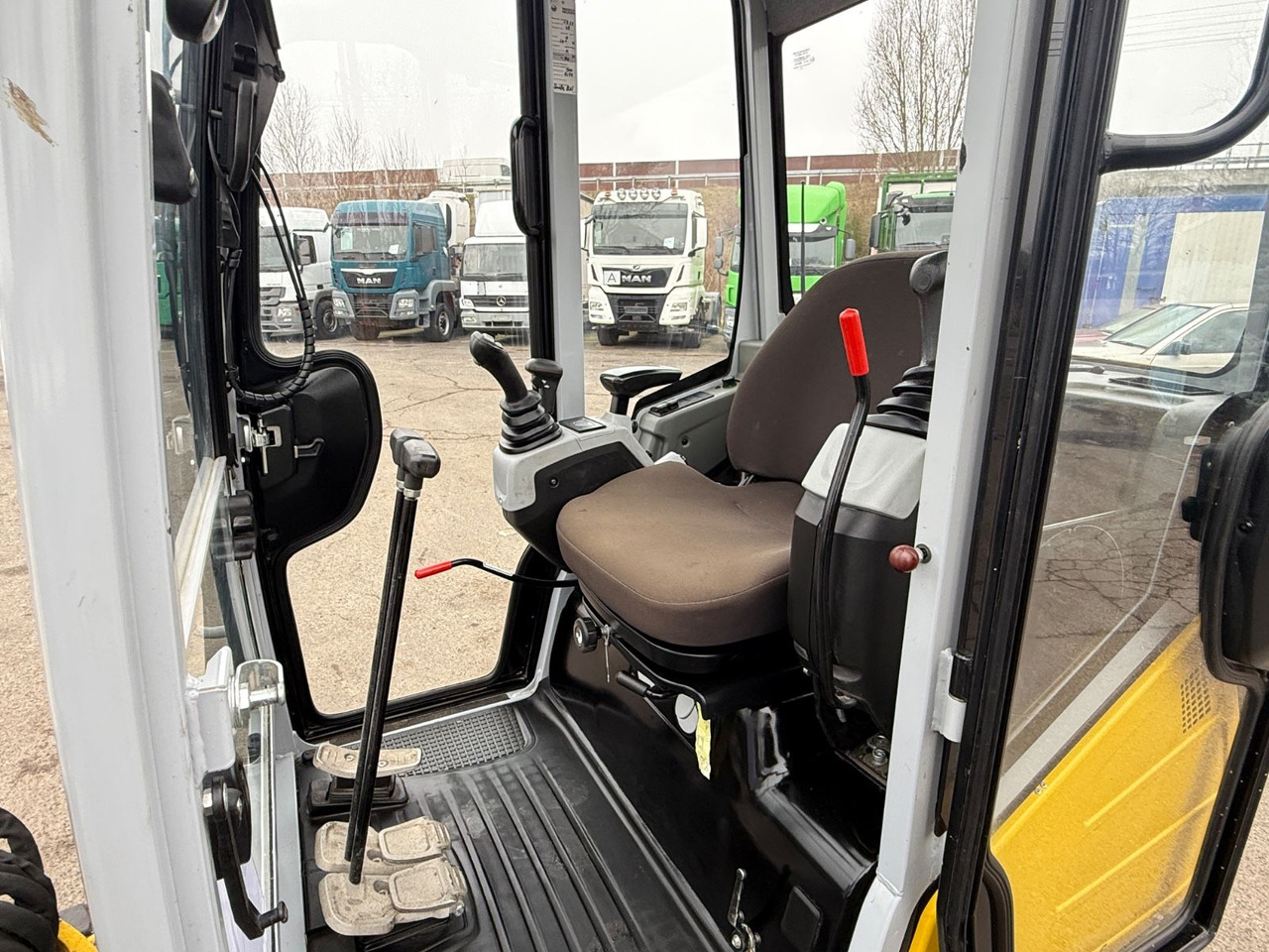 Miniexcavadora Neuson ET 18 2 Grabenlöffel 1 Grabenräumsc. Knikmatik: foto 13