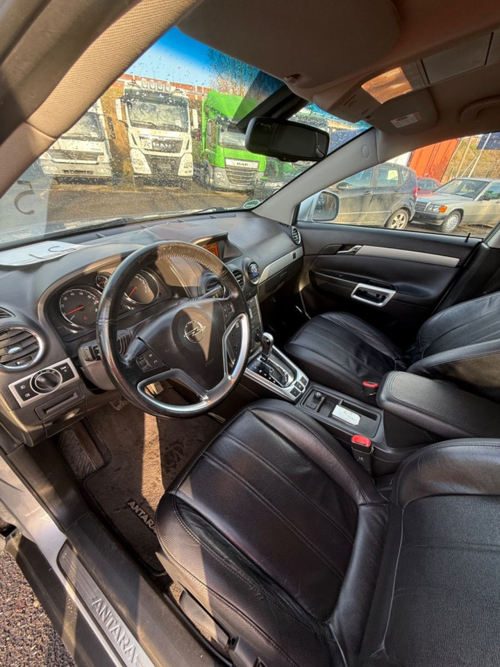 Sedan Opel Antara Cosmo 4x4: foto 9