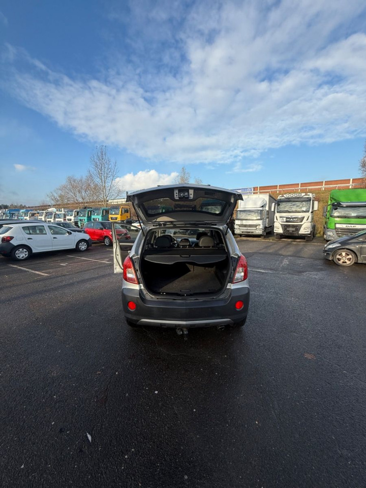 Sedan Opel Antara Cosmo 4x4: foto 14