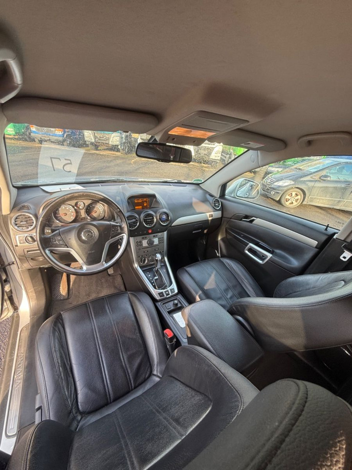 Sedan Opel Antara Cosmo 4x4: foto 12