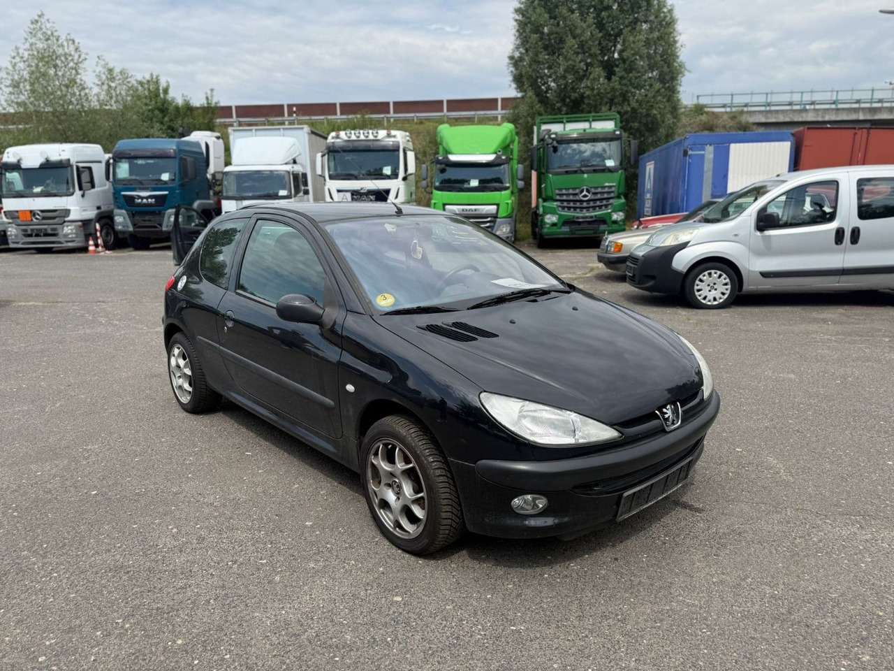 Peugeot 206 1.4 HDi - Sedan: foto 2 Peugeot 206 1.4 HDi - Sedan: foto 2