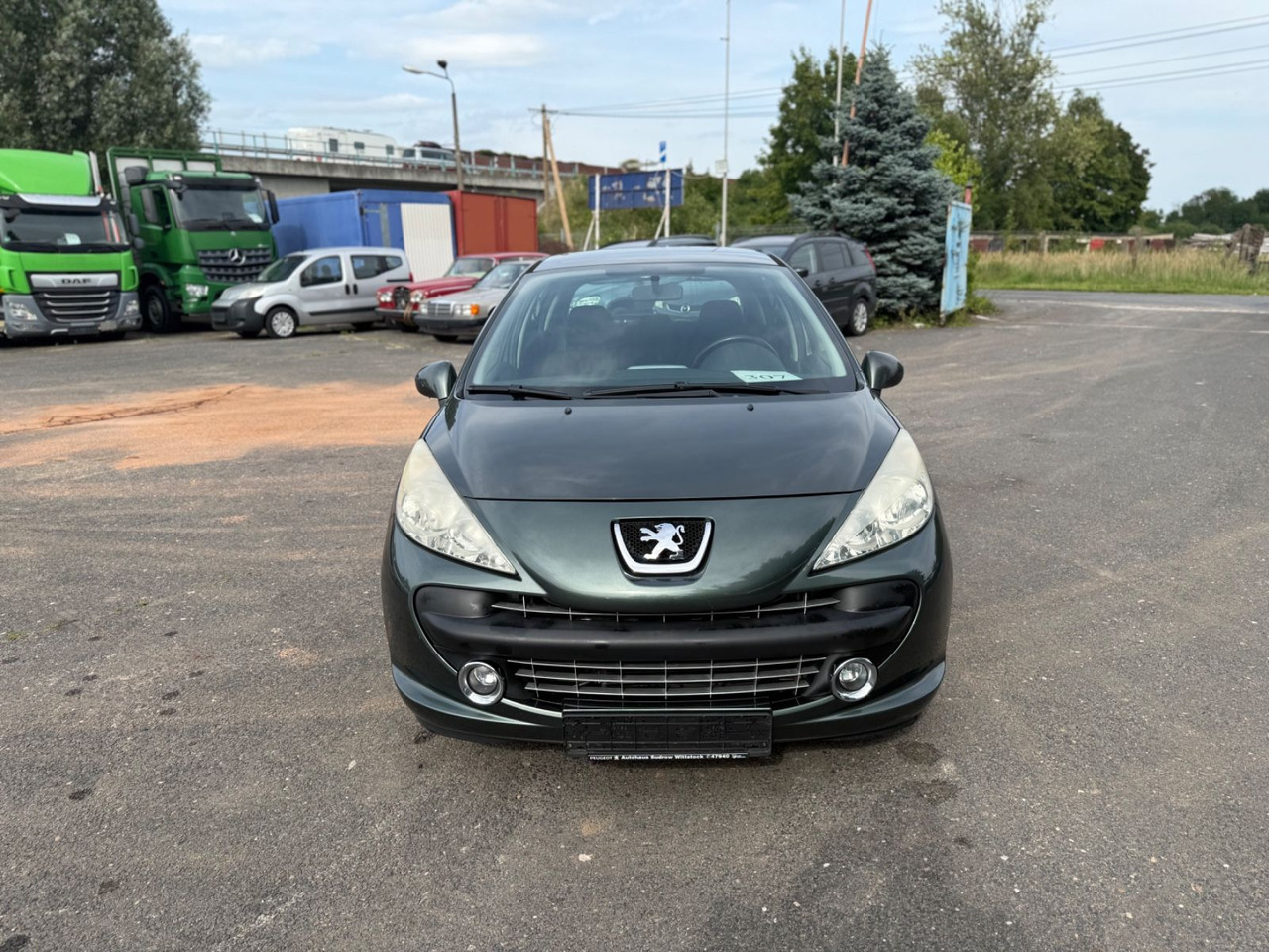 Peugeot 207 Sport Automatik - Sedan: foto 1 Peugeot 207 Sport Automatik - Sedan: foto 1