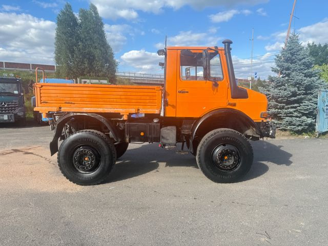 Unimog 2100 4x4 - Camión caja abierta: foto 5 Unimog 2100 4x4 - Camión caja abierta: foto 5