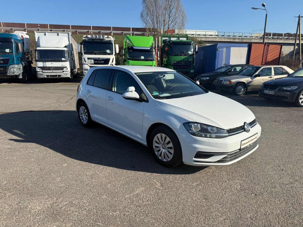 Volkswagen Golf VII Lim. Trendline BMT/Start-Stopp - Hatchback: foto 2 Volkswagen Golf VII Lim. Trendline BMT/Start-Stopp - Hatchback: foto 2