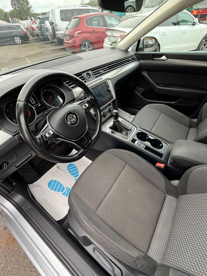 Sedan Volkswagen Passat Variant Trendline BMT/Start-Stopp: foto 8