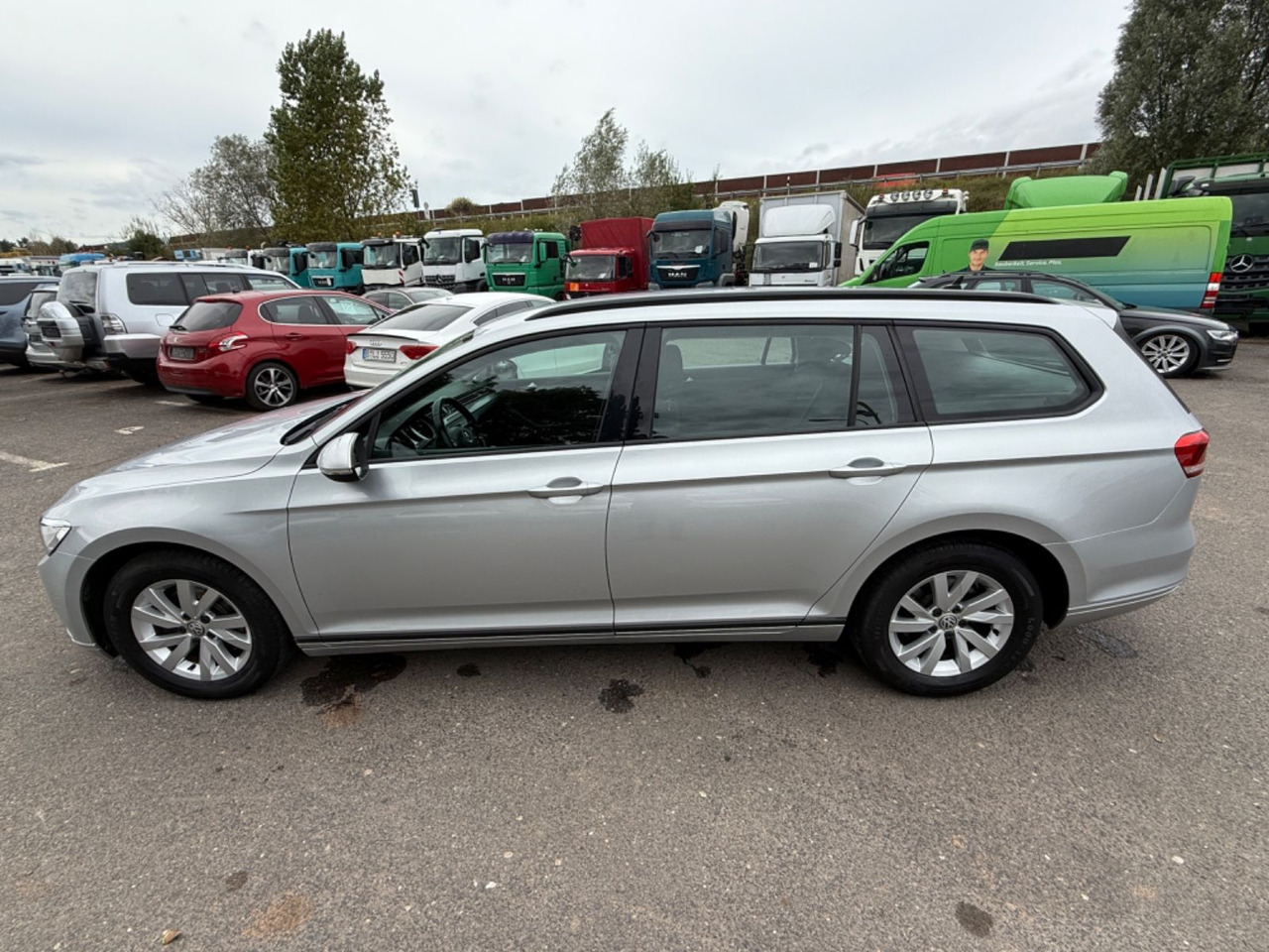 Sedan Volkswagen Passat Variant Trendline BMT/Start-Stopp: foto 7