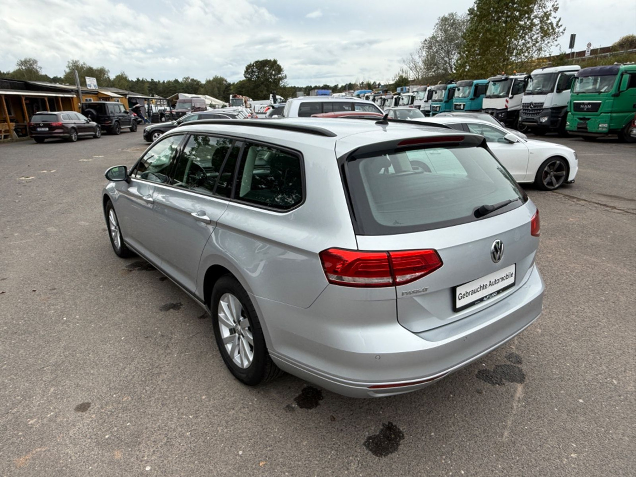 Sedan Volkswagen Passat Variant Trendline BMT/Start-Stopp: foto 6