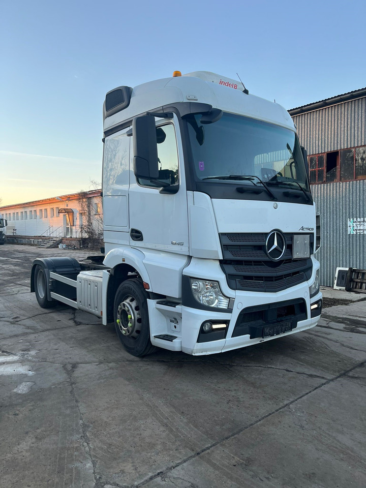 Mercedes Actros 1845 - Cabeza tractora: foto 1 Mercedes Actros 1845 - Cabeza tractora: foto 1