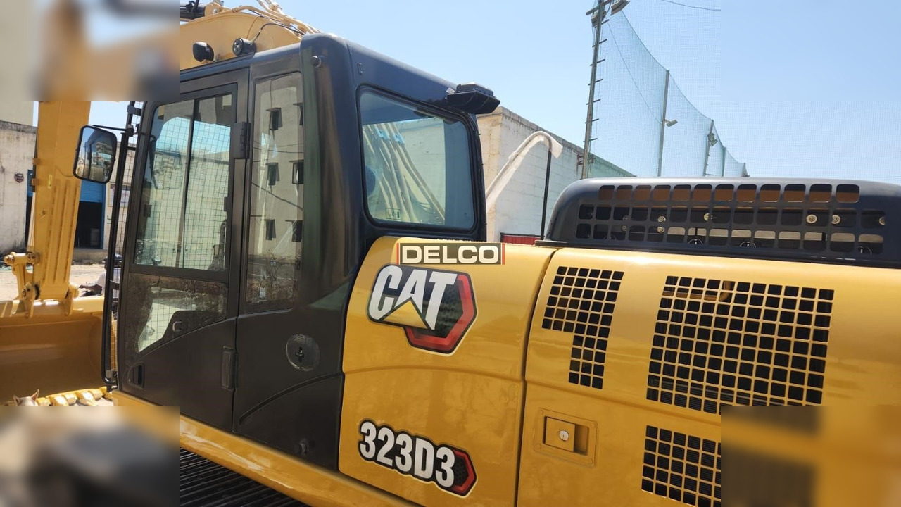 Excavadora de cadenas nuevo CATERPILLAR 323D3: foto 20