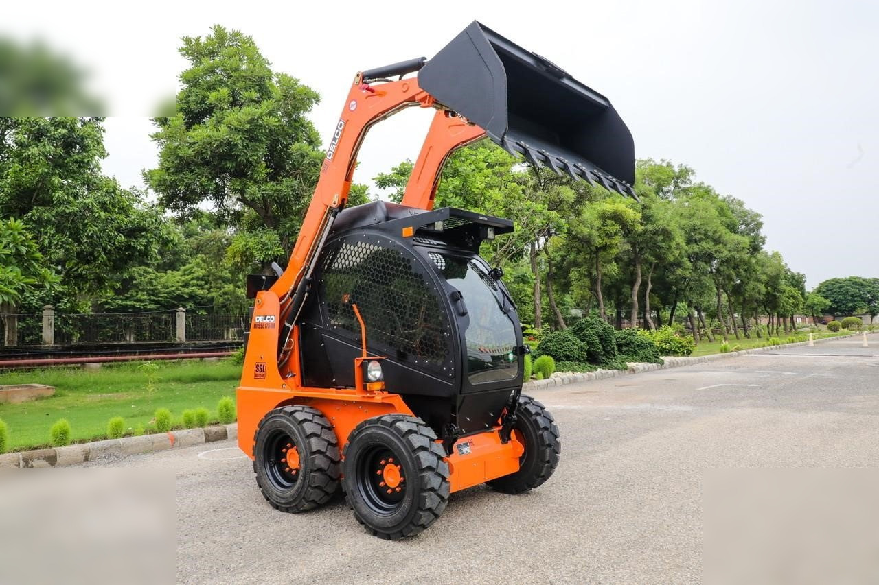 DELCO SSL175 - Minicargadora: foto 1 DELCO SSL175 - Minicargadora: foto 1