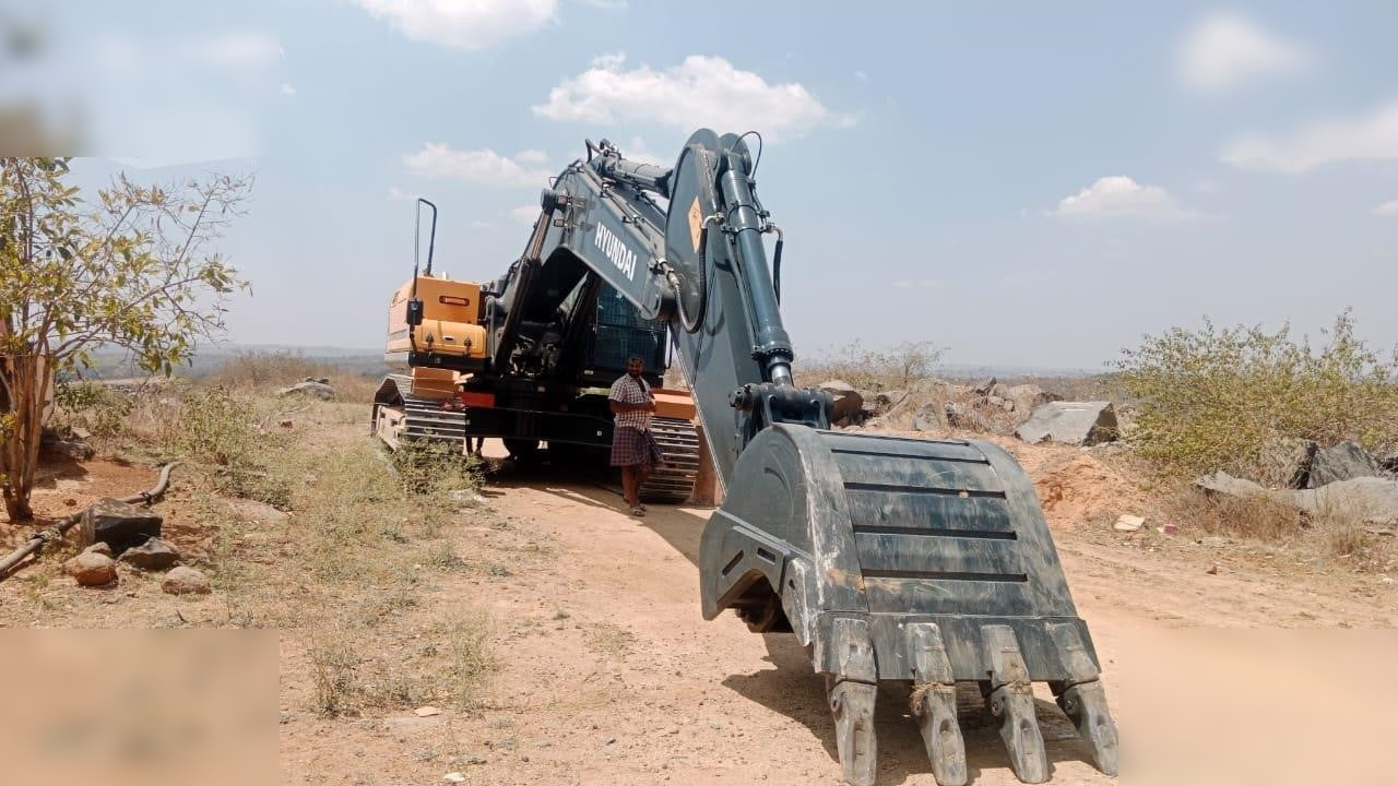 Excavadora de cadenas nuevo HYUNDAI HX380L: foto 6