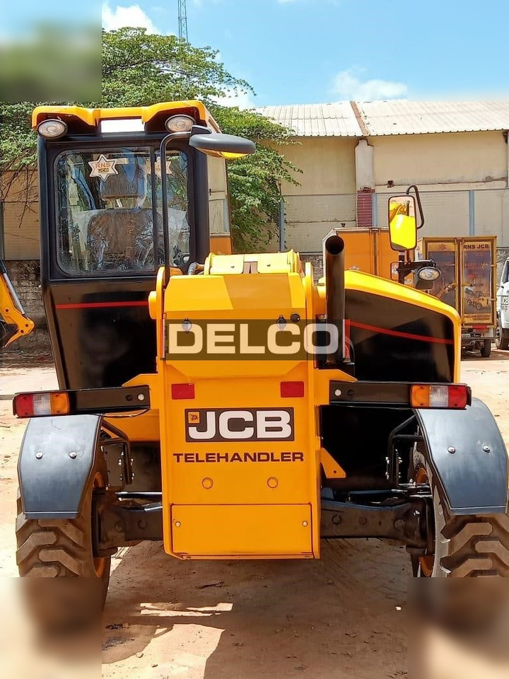 Manipulador telescópico nuevo JCB 530-70: foto 10