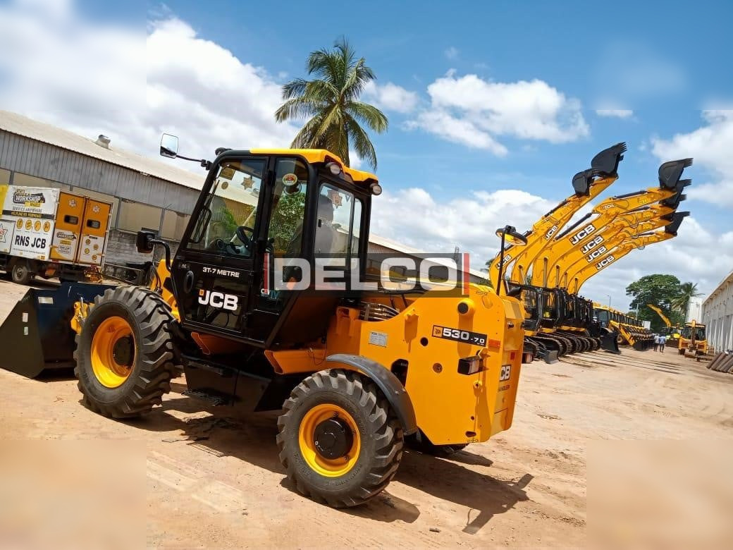 Manipulador telescópico nuevo JCB 530-70: foto 13