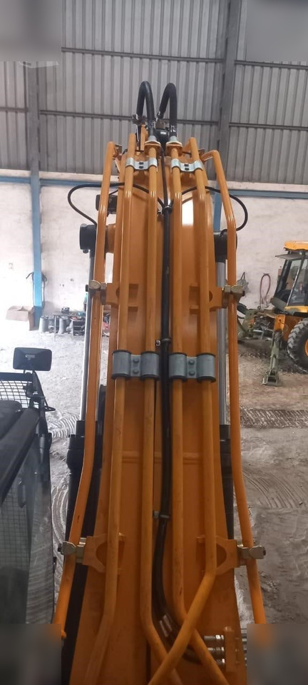 Excavadora de cadenas nuevo JCB JS210 LC: foto 7