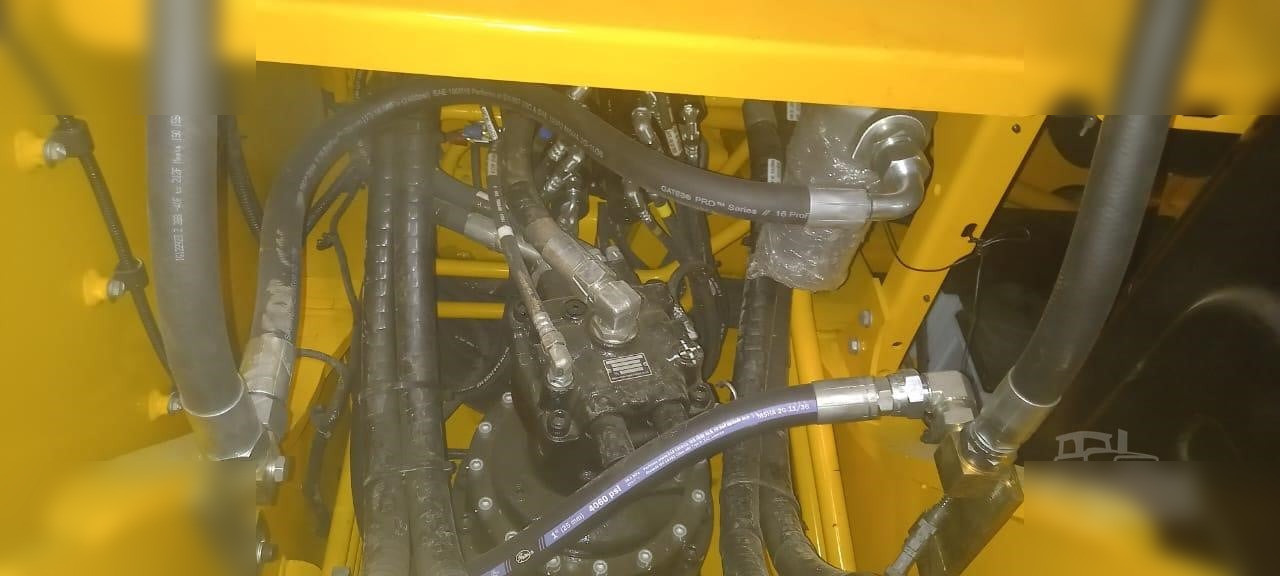 Excavadora de cadenas nuevo JCB JS210 LC: foto 11